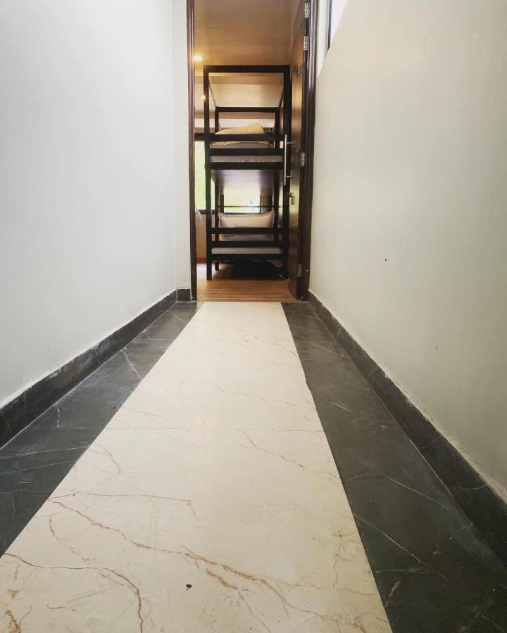 Hotel & Hostel Vimal Ganga Rishīkesh Buitenkant foto