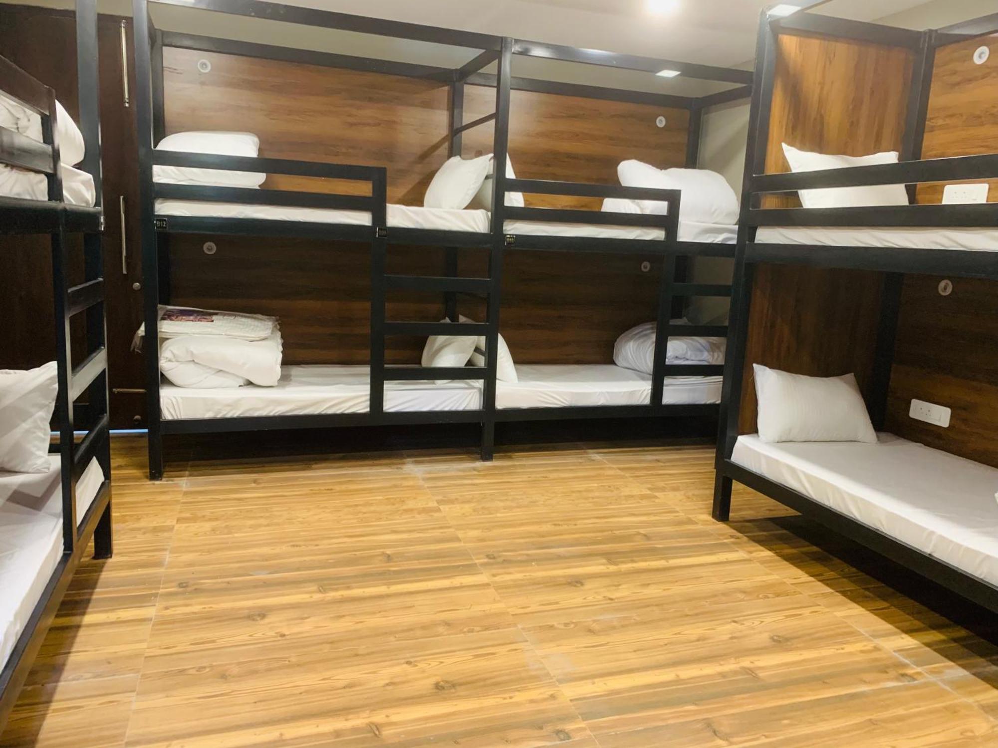 Hotel & Hostel Vimal Ganga Rishīkesh Buitenkant foto