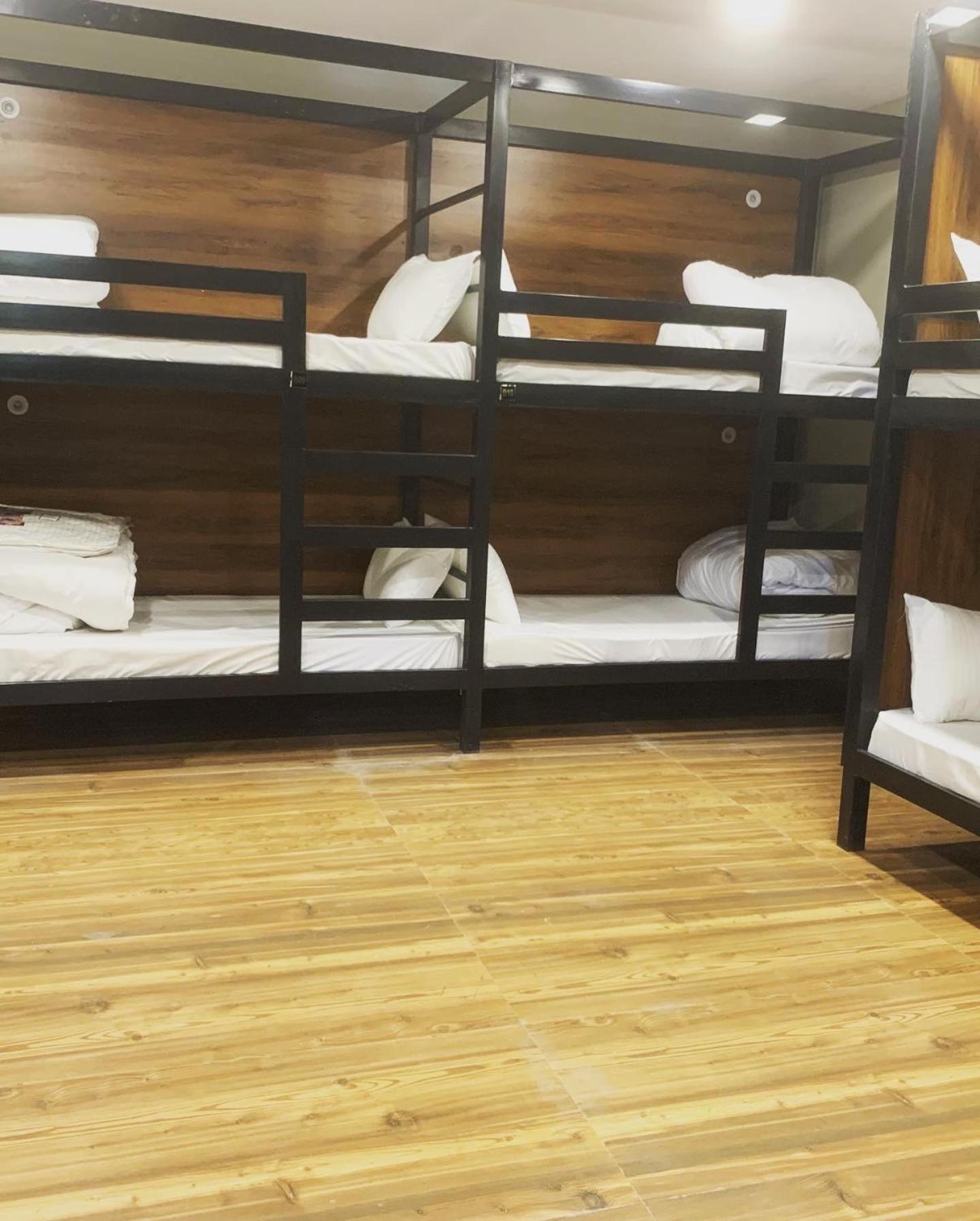 Hotel & Hostel Vimal Ganga Rishīkesh Buitenkant foto